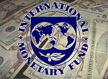 На долларовом крючке. Украина получит третий транш МВФ только после повышения пенсионного возраста и газовых тарифов для населения