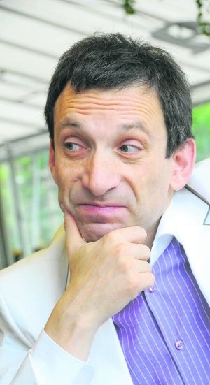 "Мы живем в условиях государственного переворота"