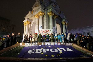 Страна накануне устранения "гаранта", или Сохранение "янукизма без Януковича"