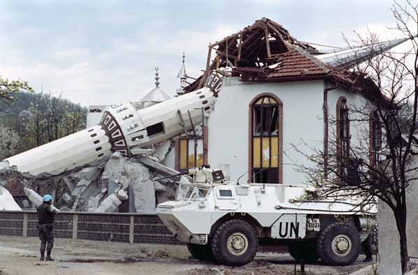 Почему Украина – не Югославия