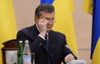 Портнов уже россиянин и консультирует Совет Федерации по Крыму. А Янукович готовится к конференции в Ростове