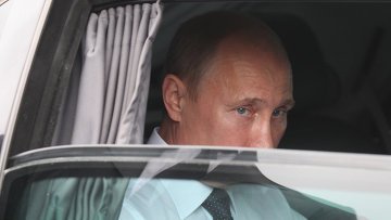Путин перед выбором: стать жертвой собственного ближайшего окружения или сбежать по образу и подобию Януковича (Видео)