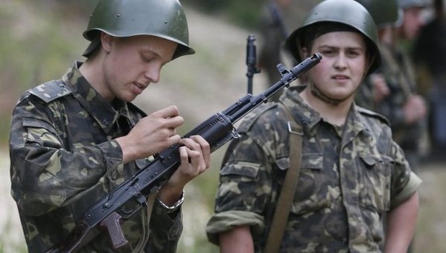 В украинскую армию по новым законам