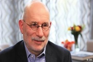 Параллели: проблема не в конкретной личности, а в системе, или Страна, которая управляется из ханской юрты