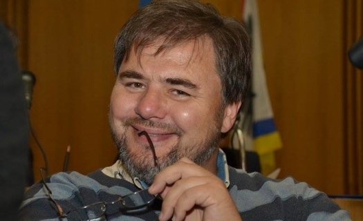 Все идет к государственному перевороту. Причем, нам, украинцам, он не принесет выгоды. Но никто такую власть не будет защищать