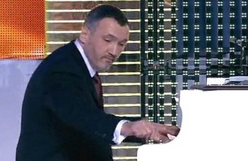Любитель "Мурки" Ринат Кузьмин "запел" о Порошенко