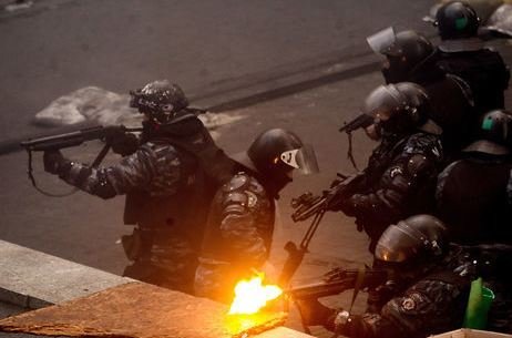 Чтобы помнить! "Беркут" шаг за шагом методично всех убивал: стрелял-перезаряжал-стрелял.., будто сафари на людей устроили (Фото)