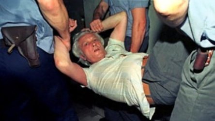 Степан Хмара -"Вечный революционер": Всем хотелось в "гетманы" - партократам, демократам. И вот результат. Бандитские кланы правят