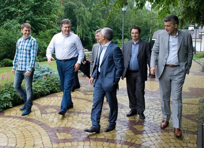 Генпрокуратура висунула екс-президенту януковичу нові звинувачення