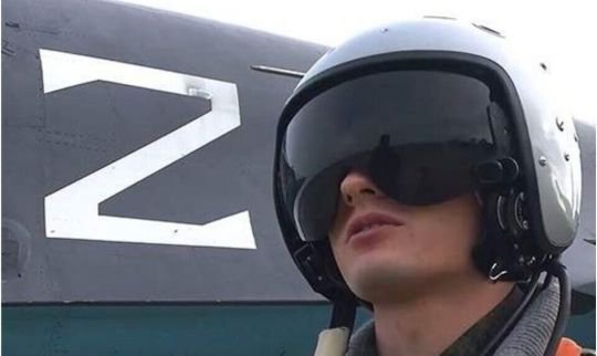 Ще один... російський військовий льотчик «здався» американцям на відпочинку в Еміратах