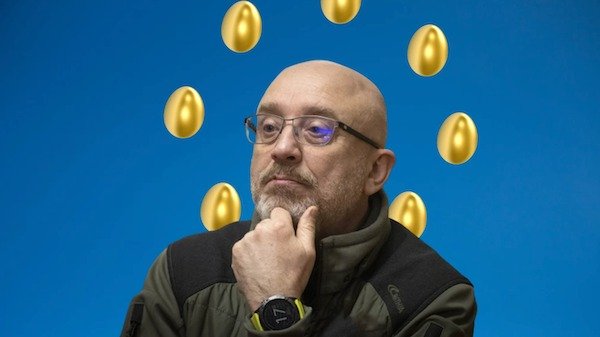 Як яйця по 17 гривень перетворились на готелі в Хорватії: з життя і справ харчової мафії Міноборони