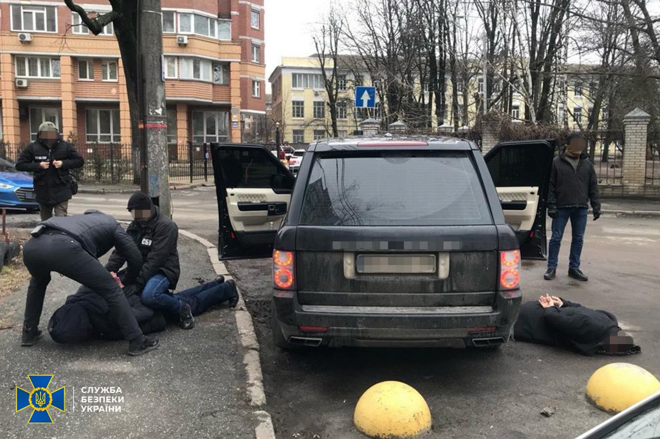 У Києві моральні уроди вимагали гроші у родичів українських військовополонених
