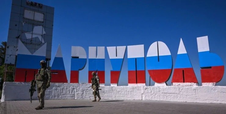 Новобудови на кістках та заміна населення: як рф приховує злочини в Маріуполі (Фото)