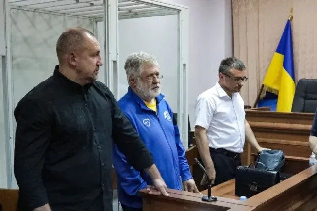 Великий бізнес без крові не буває... Сьогодні слідчі оголосили підозру Коломойському в замовленні вбивства