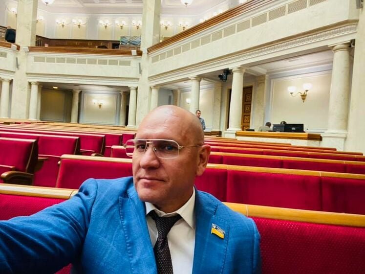 Про ущербних... "Слузі народу" Шевченку повідомлено про підозру в держзраді (Пливе, смердить і не тоне. Хто це?). Доповнення...