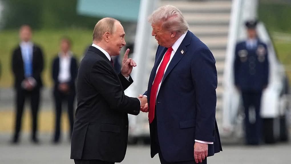 За законами рф Трамп визнається співучасником війни з Україною, а саме - Пособником путіна